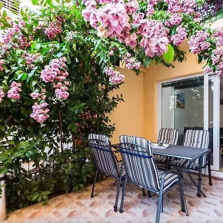 Appartement With A Parking Space - 11522 Zadar